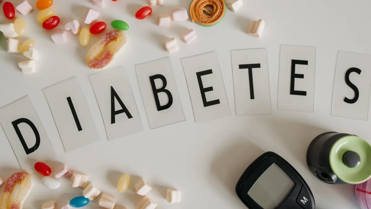 Gestational Diabetes Symptoms and Warning Signs — Diabetes Text and Jellybeans around
