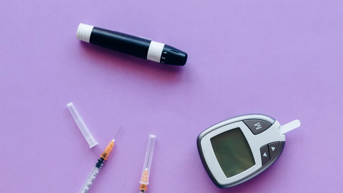 Managing Gestational Diabetes in Subsequent Pregnancies Managing Gestational Diabetes in Subsequent Pregnancies — Diabetic Kit and Insulin over a Purple Surface